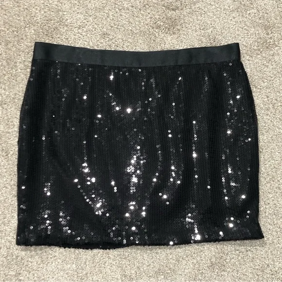 Gudi Faux Wrap Black Sequin Skirt - Picture 7 of 16